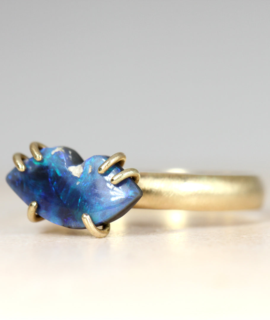 Blue Lips Opal Ring in Solid Gold