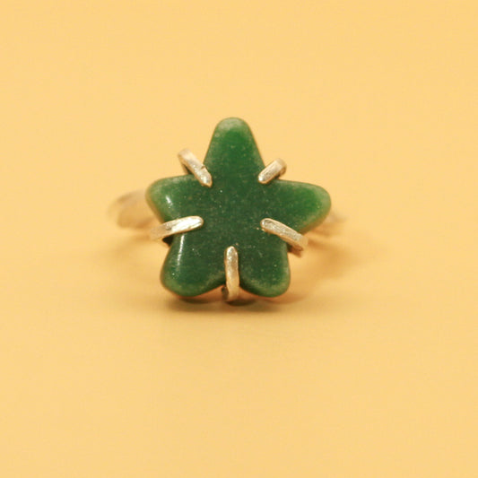 Green Star Ring Gemstone ring