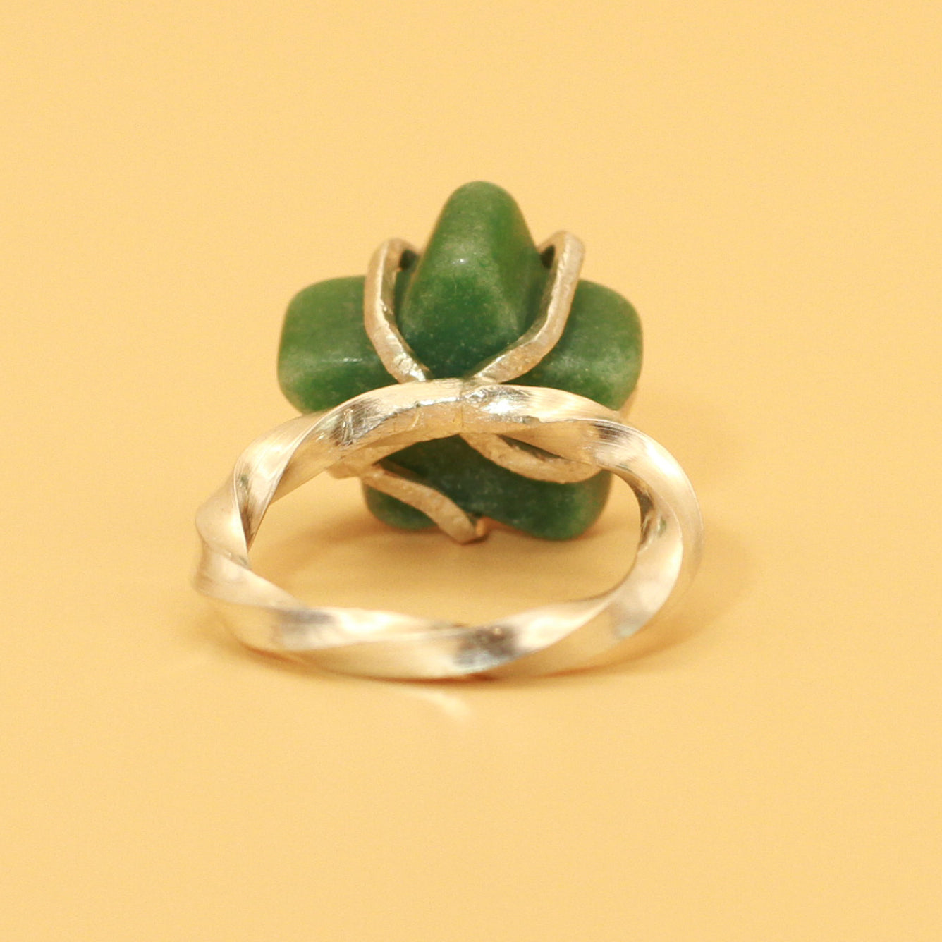 Green Star Ring Gemstone ring