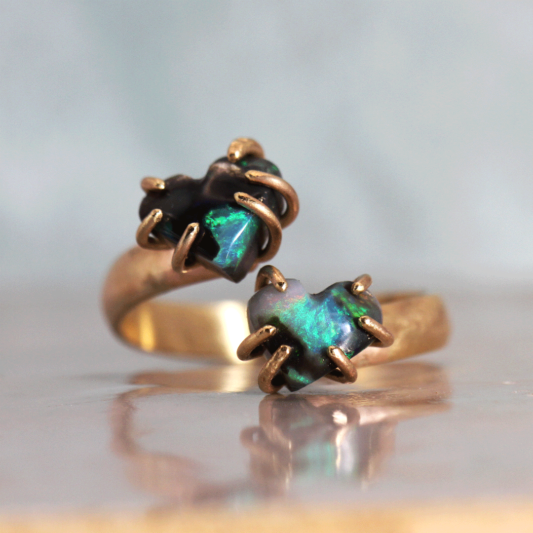 2 Black Opal Hearts ring - The Medusa