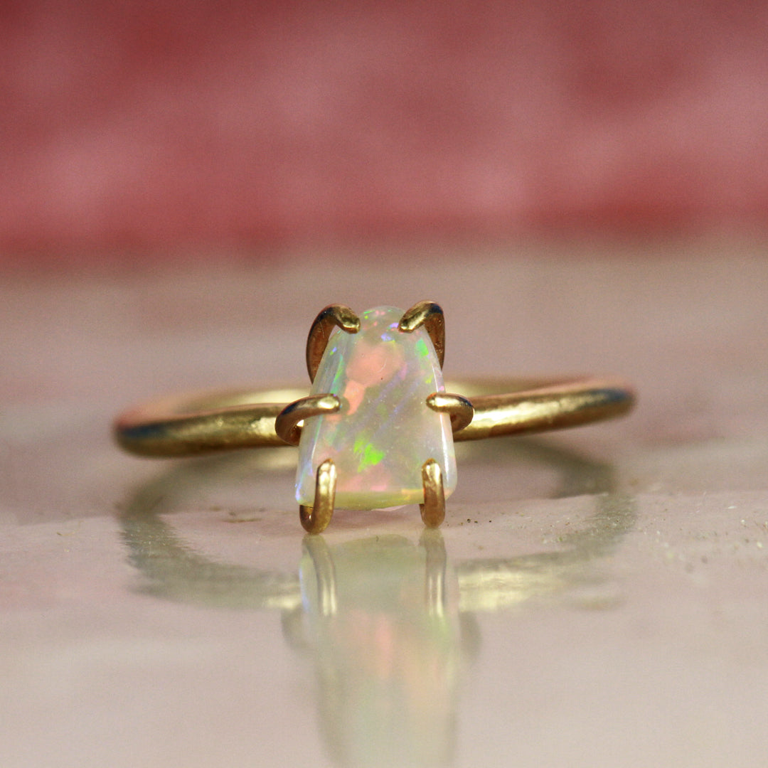 Ghost opal ring - Flashy Pink Crystal Opal