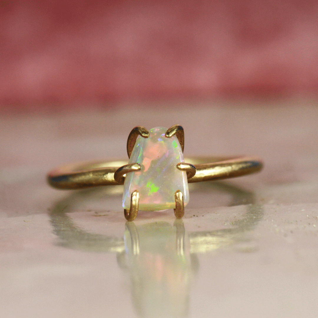 Ghost opal ring - Flashy Pink Crystal Opal