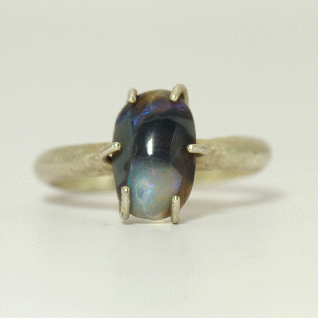 Black opal ring - The Mouse