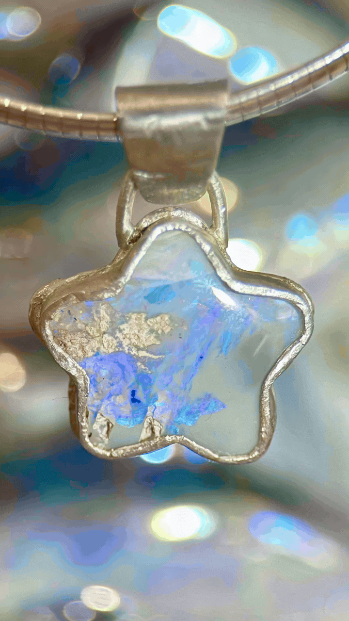 Blue Purple Star Opal Pendant in Silver GIF