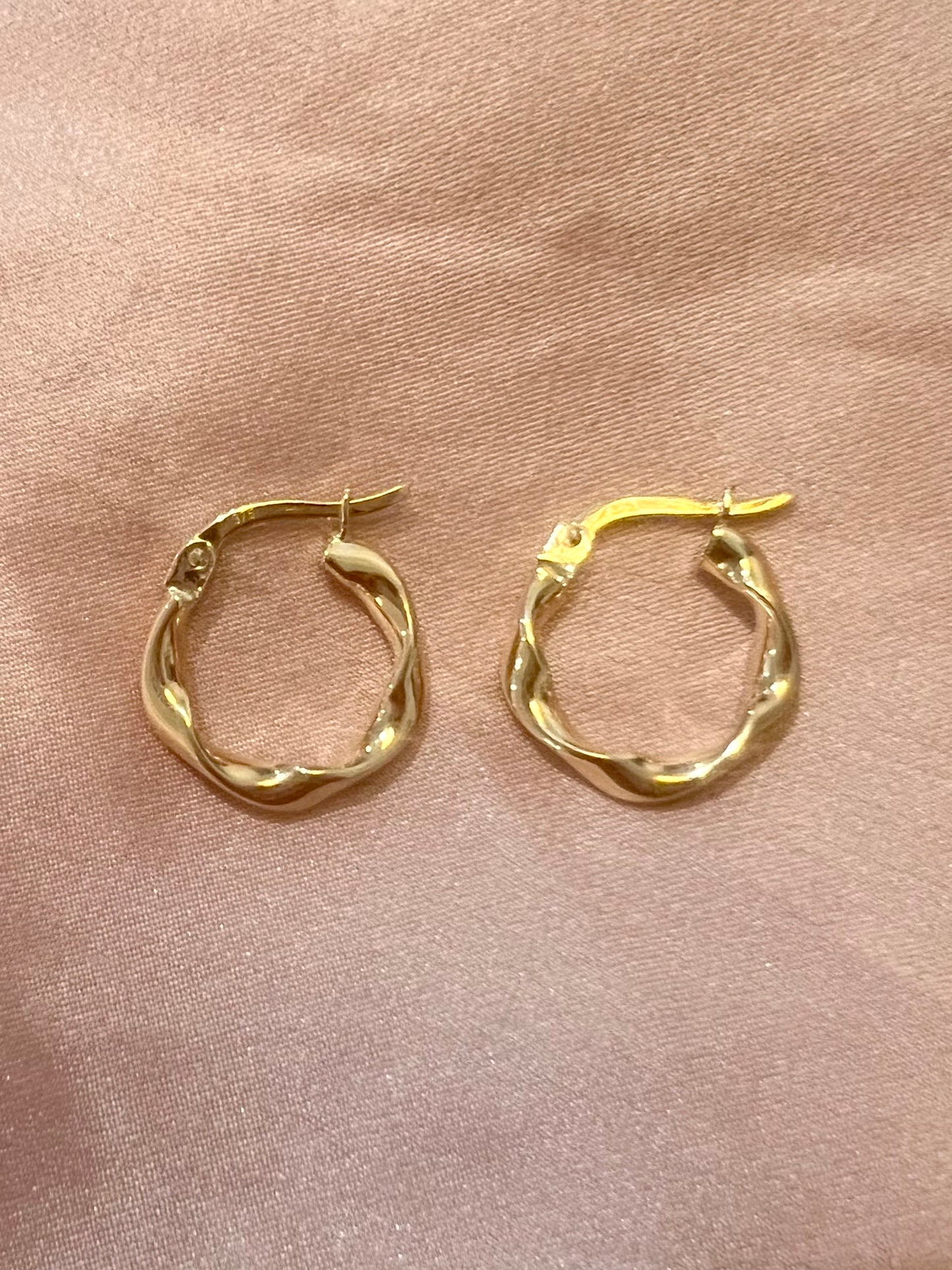 Slight Twist Solid 9ct yellow gold hoop earrings