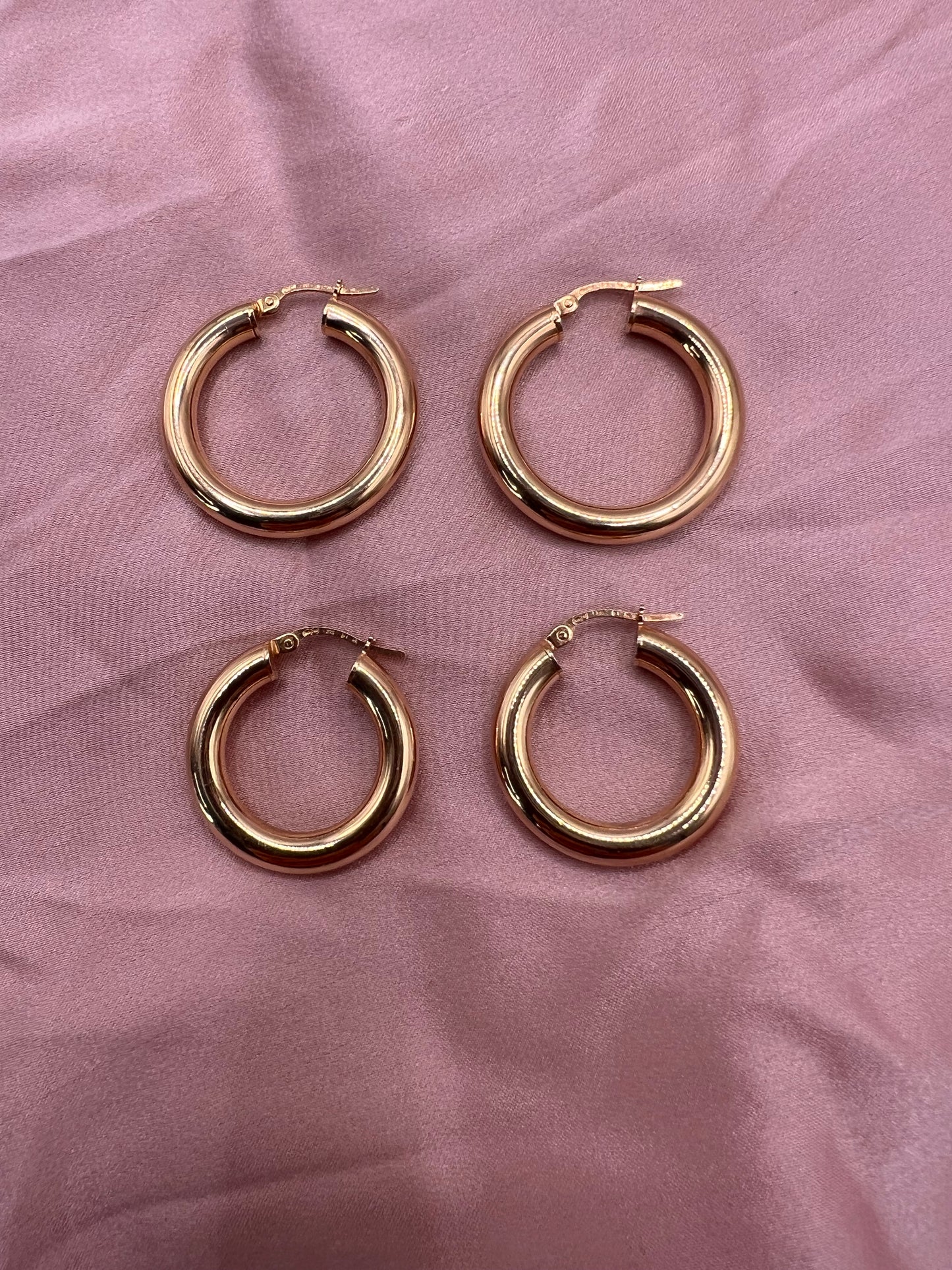 MADE in Italy Smooth Criminal Hoops (Solid 9K yellow gold) 4mm thick