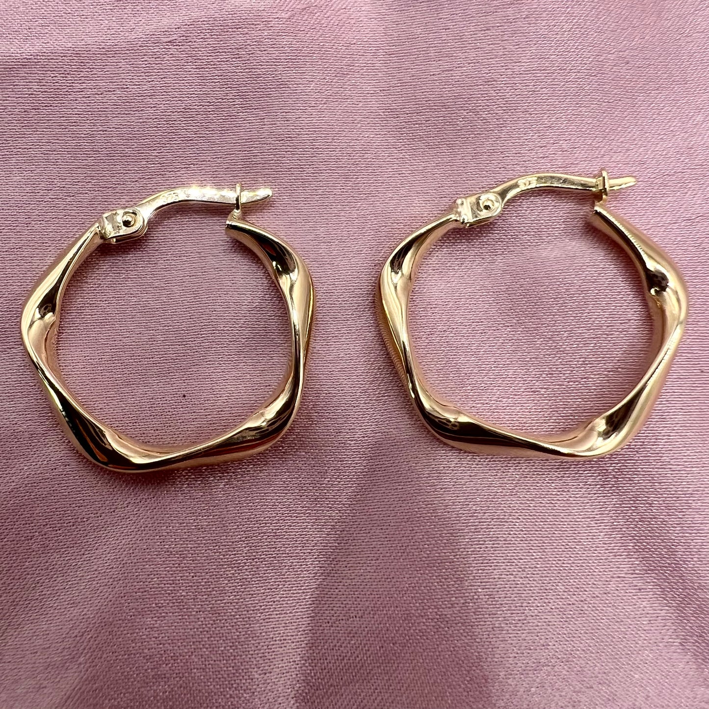 Slight Twist Solid 9ct yellow gold hoop earrings