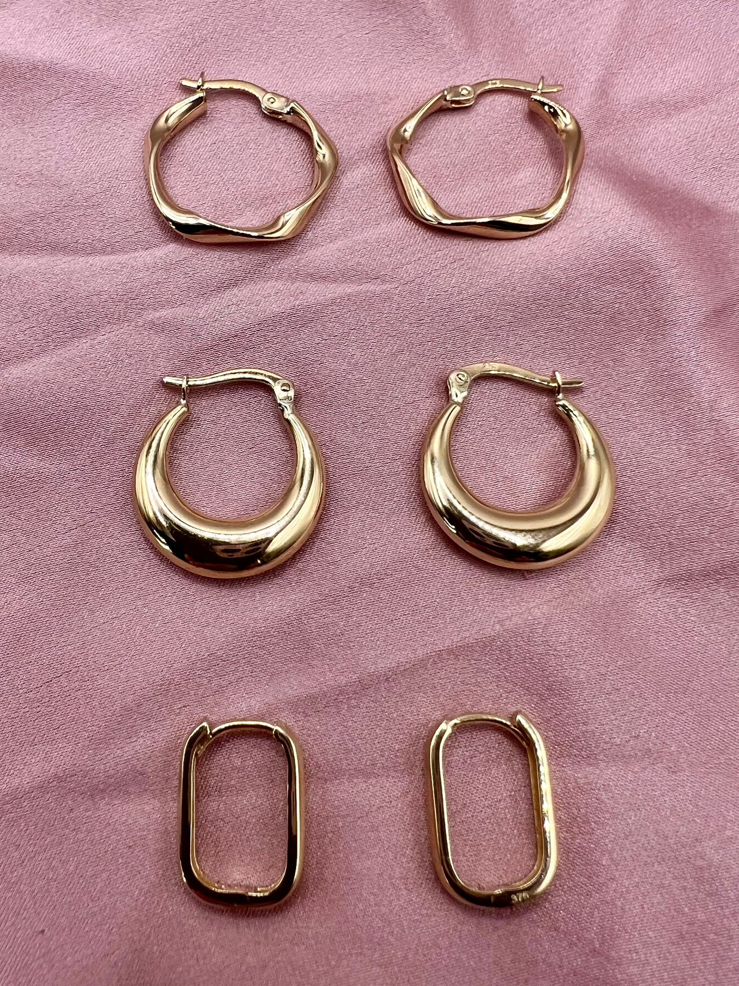 Slight Twist Solid 9ct yellow gold hoop earrings