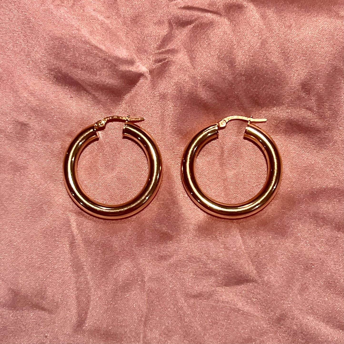 MADE in Italy Smooth Criminal Hoops (Solid 9K yellow gold) 4mm thick