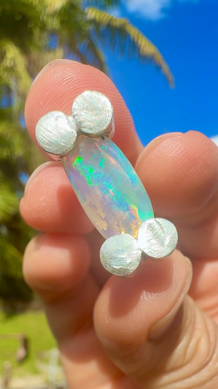 Timeless Capsule Opal ring