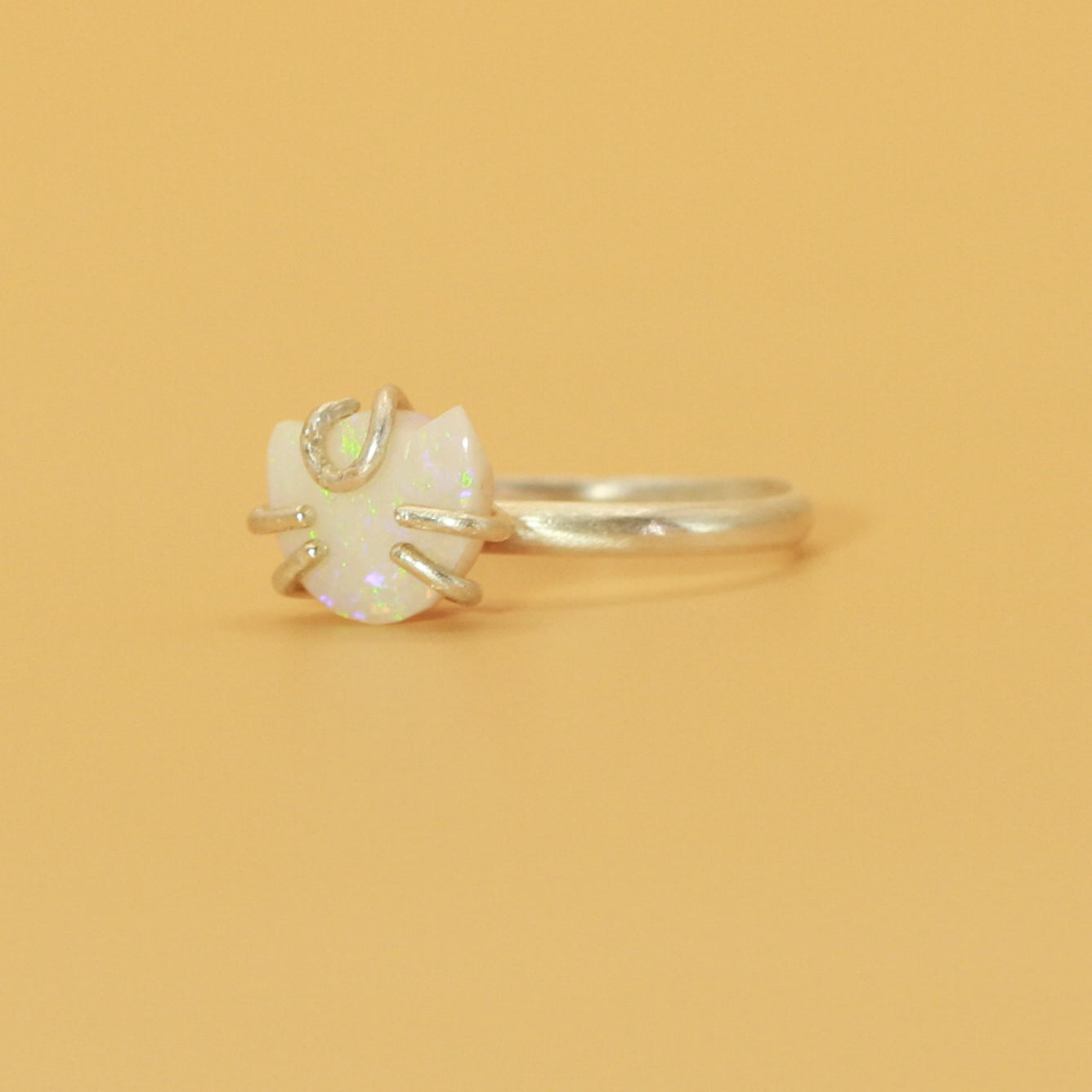 the Artemis Cat ring (Sailor Moon)